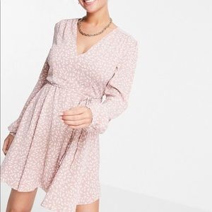 NEW- Glamorous tie waist swing dress in pink ditsy floral- Size 12